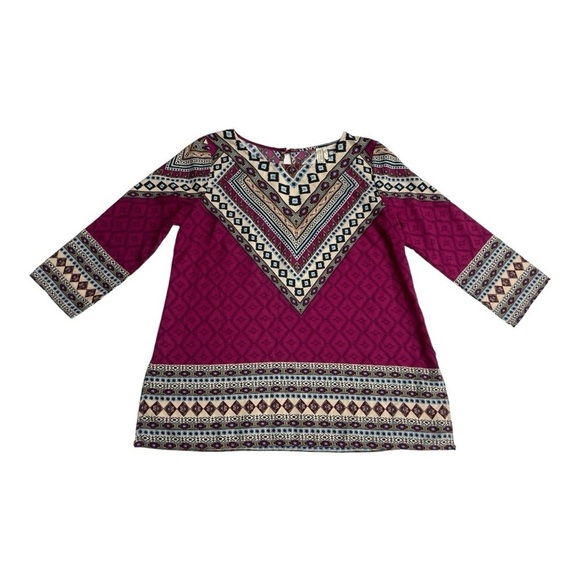 PINK OWL Geometric Tribal Blouse
Multicolor 3/4 Sleeve Scoop Neck Top size M - Picture 7 of 12